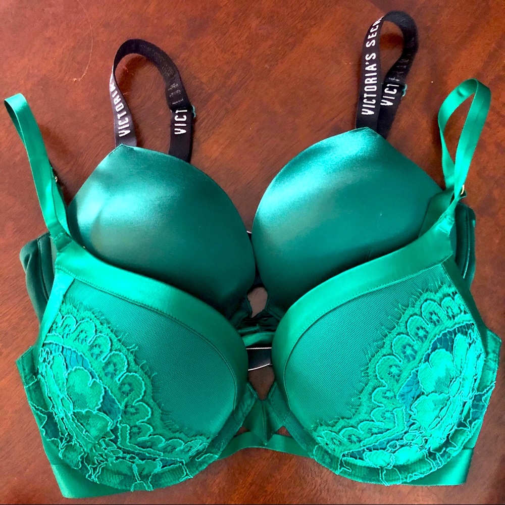 Bundle of Victoria secret bras